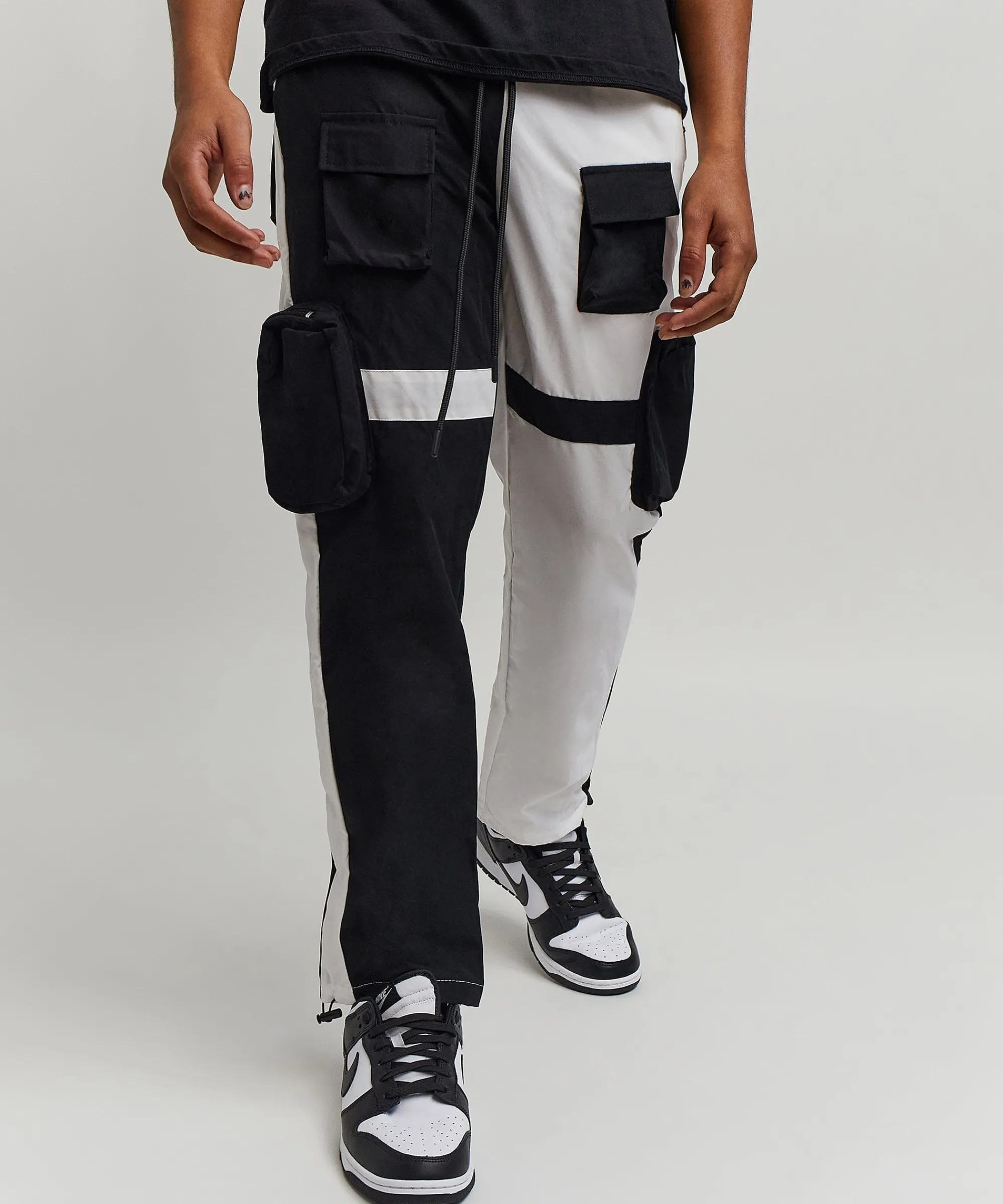 bader_cotton_twill_color_block_utility_joggers__blackwhite_0.webp Discount Bader Cotton Twill Color Block Utility Joggers - Black&White Shop All Bottoms | Cargo & Utility Pants