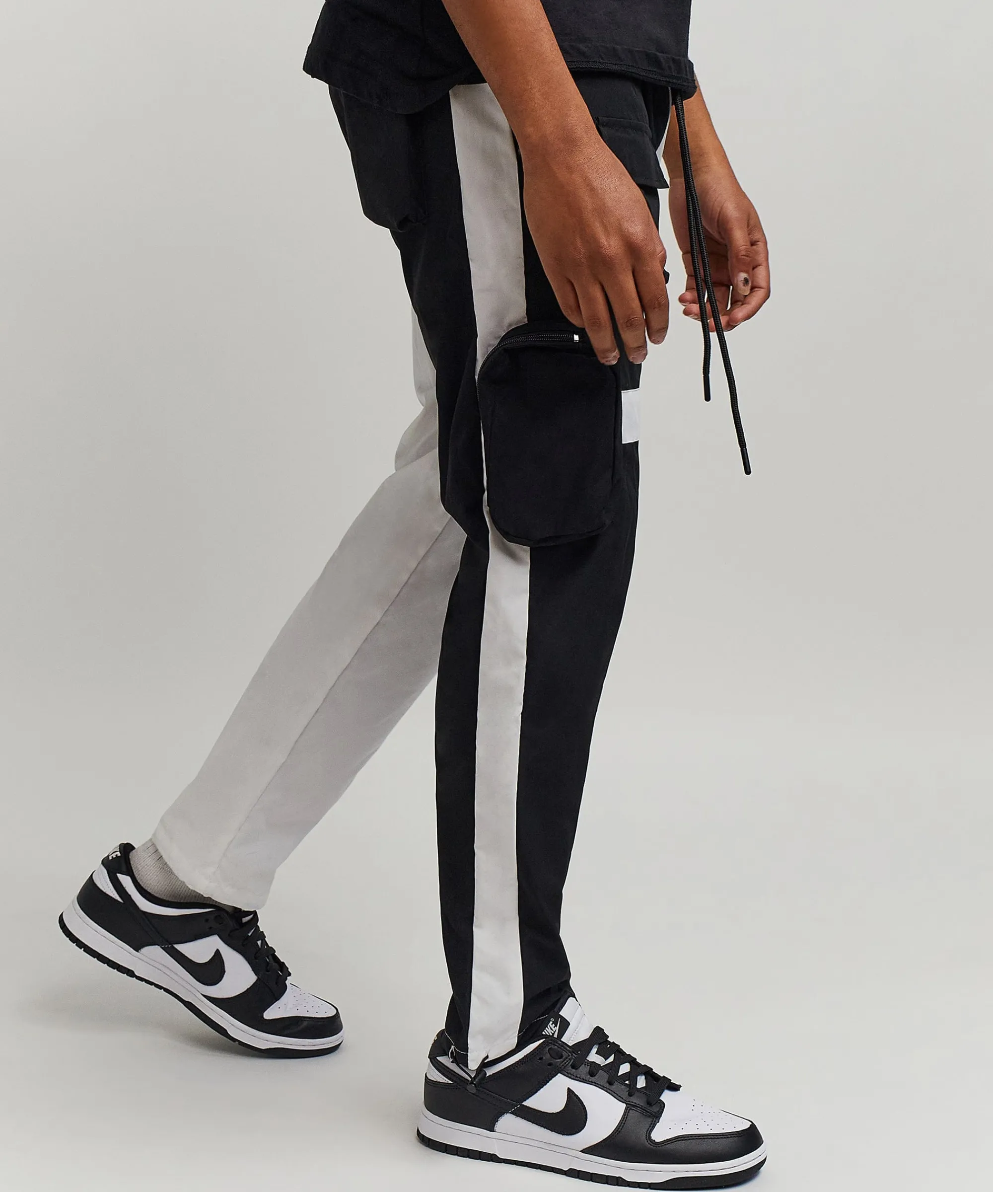 bader_cotton_twill_color_block_utility_joggers__blackwhite_3.webp Discount Bader Cotton Twill Color Block Utility Joggers - Black&White Shop All Bottoms | Cargo & Utility Pants