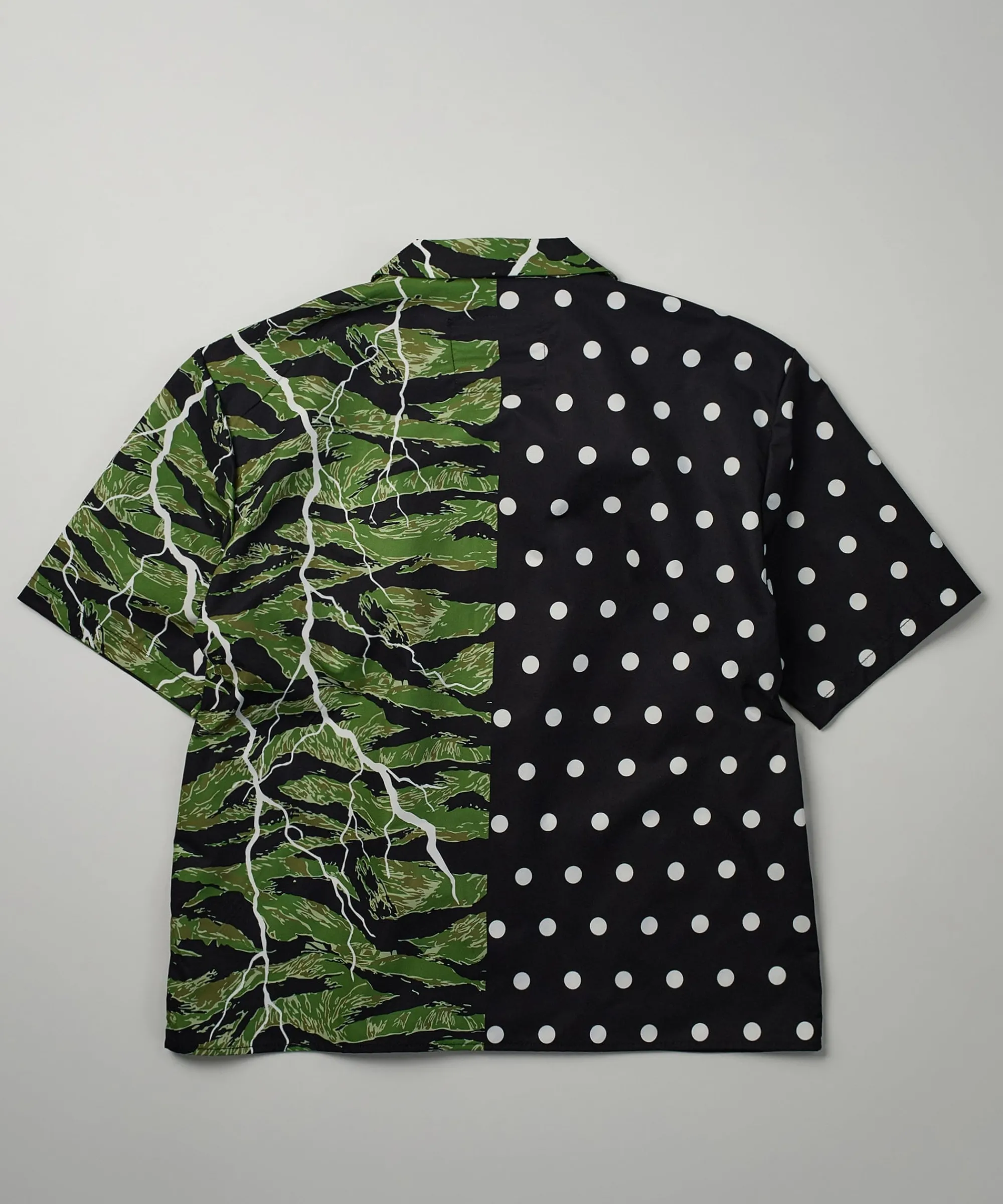 dots_and_camo_split_woven_short_sleeve_shirt_2.webp Outlet Dots And Camo Split Woven Short Sleeve Shirt Button Downs