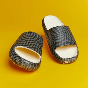 Store Maddox Checkered Slides - Black Slides