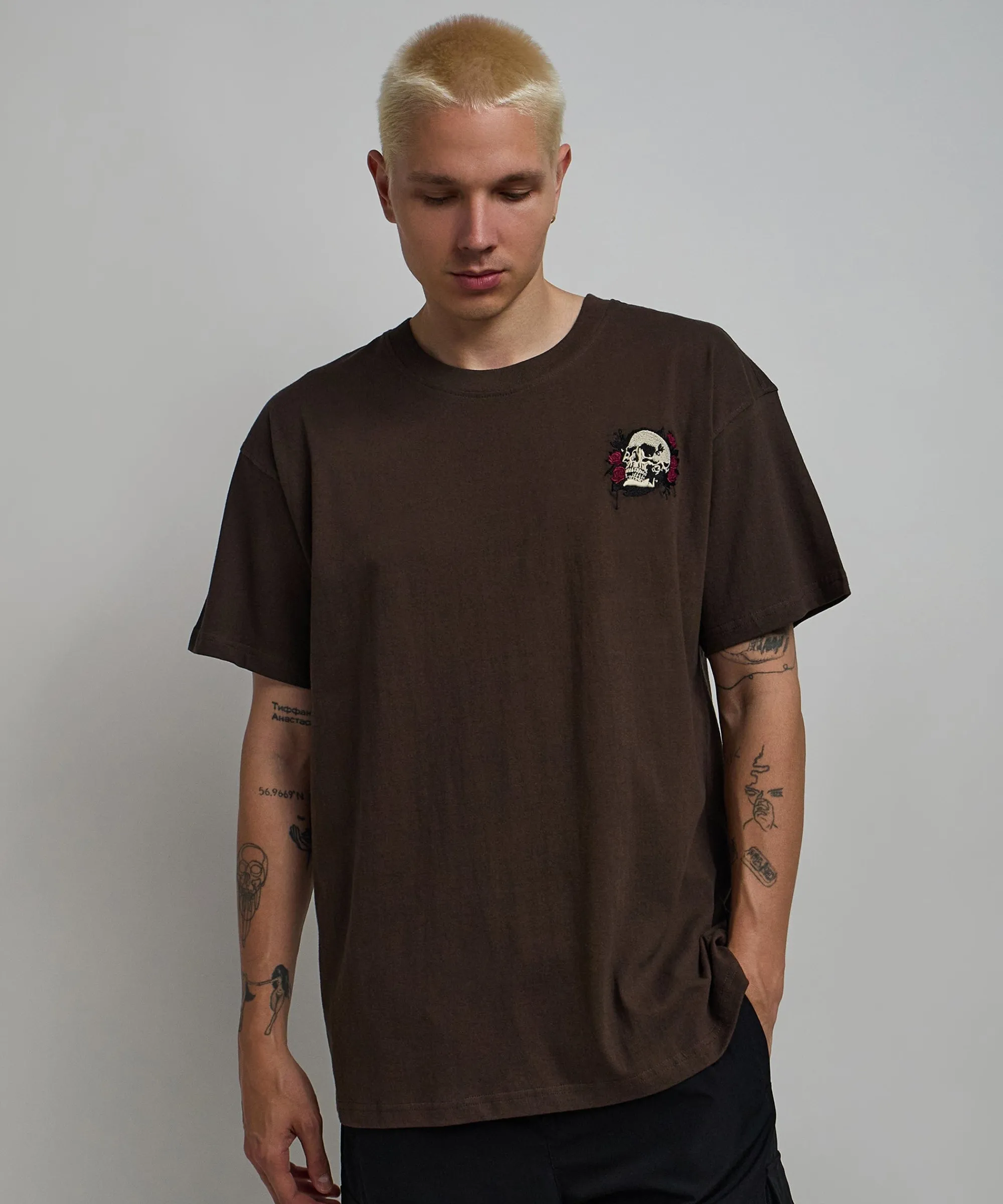 not_for_everyone_embroidered_short_sleeve_tee__brown_6.webp Cheap Not For Everyone Embroidered Short Sleeve Tee - Brown Graphic Tees