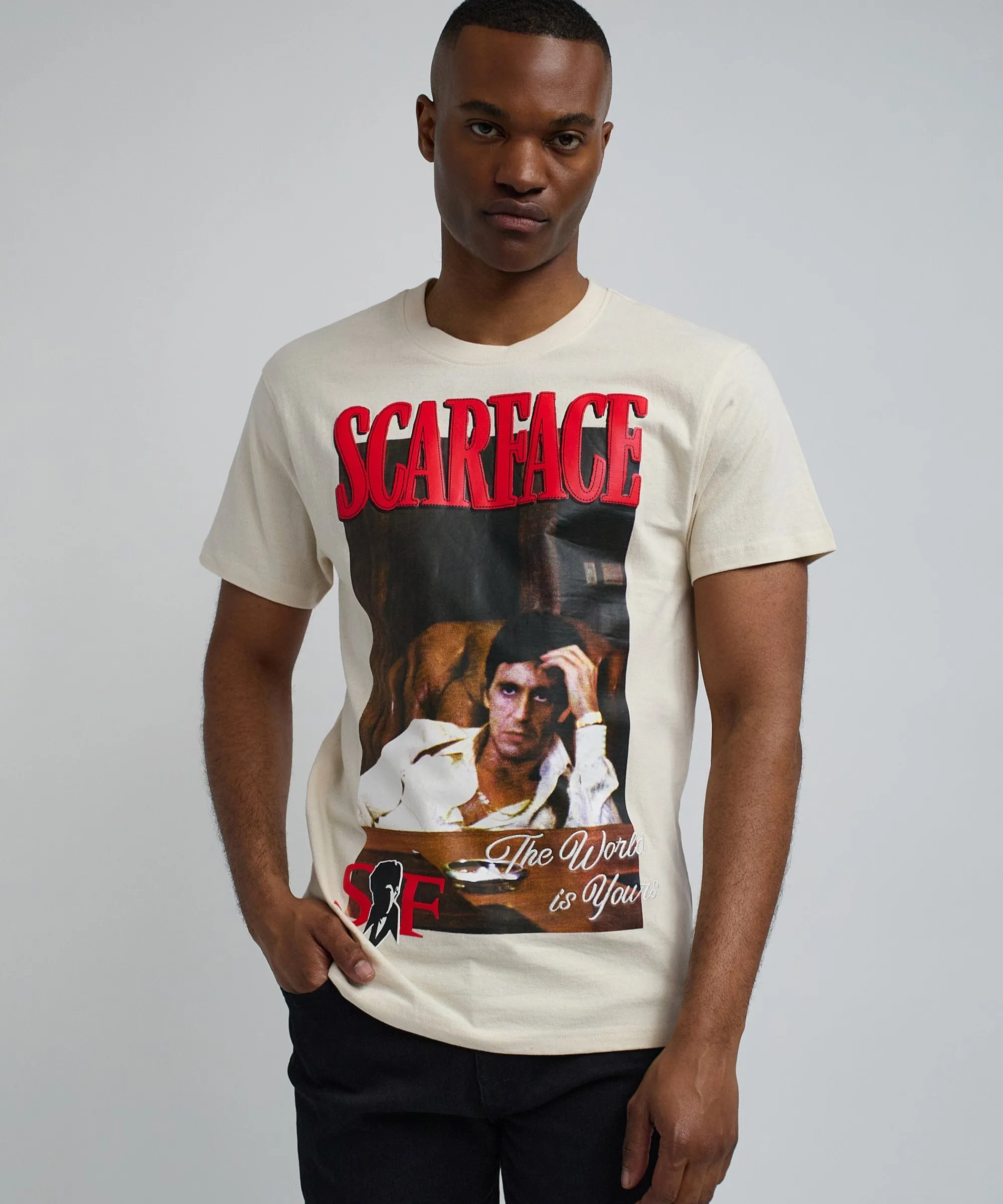 scarface_artist_short_sleeve_tee__khaki_2.webp Cheap Scarface™ Artist Short Sleeve Tee - Khaki Graphic Tees
