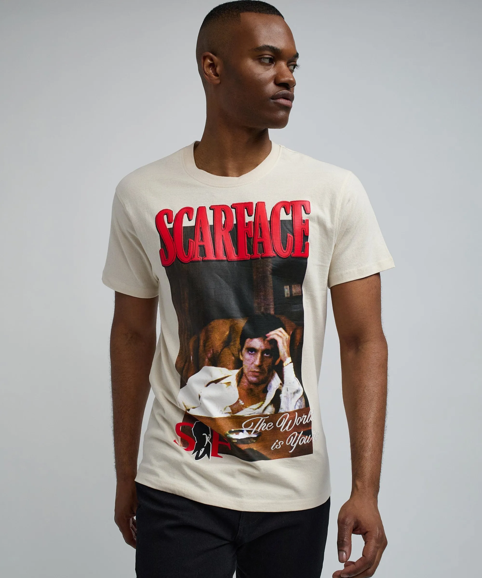scarface_artist_short_sleeve_tee__khaki_5.webp Cheap Scarface™ Artist Short Sleeve Tee - Khaki Graphic Tees
