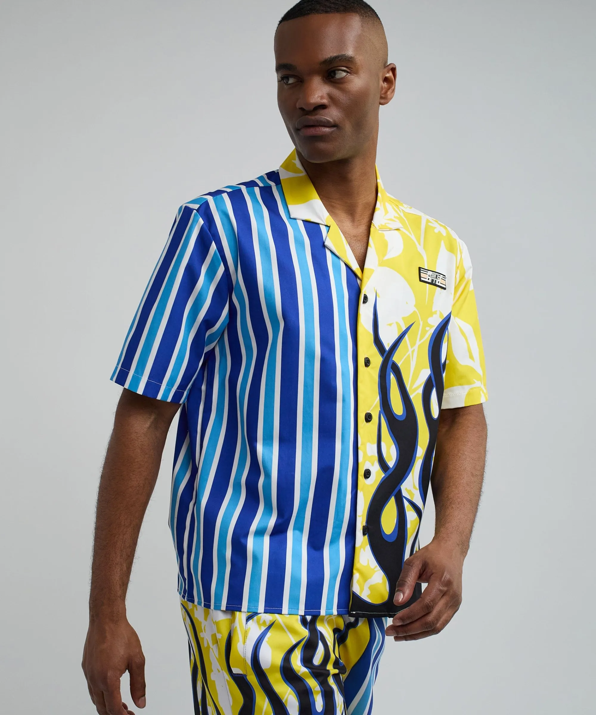 stripes_and_flames_split_short_sleeve_shirt_6.webp Cheap Stripes And Flames Split Short Sleeve Shirt Button Downs