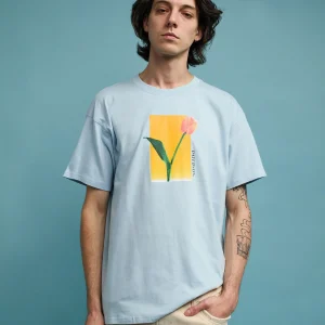 Hot Tulip Short Sleeve Tee - Light Blue Graphic Tees