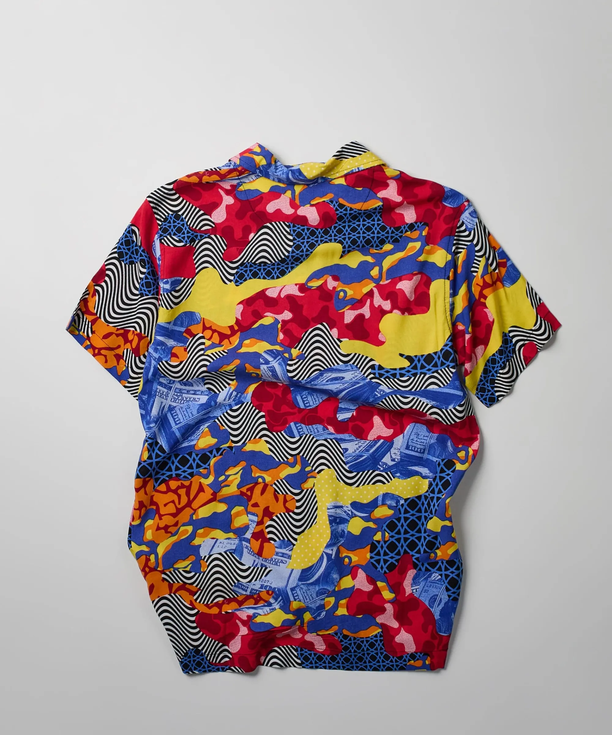 wavy_allover_print_short_sleeve_shirt_3.webp Shop Wavy Allover Print Short Sleeve Shirt Button Downs